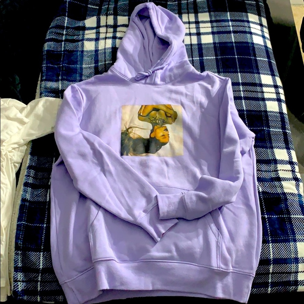 Ariana Grande hoodie
